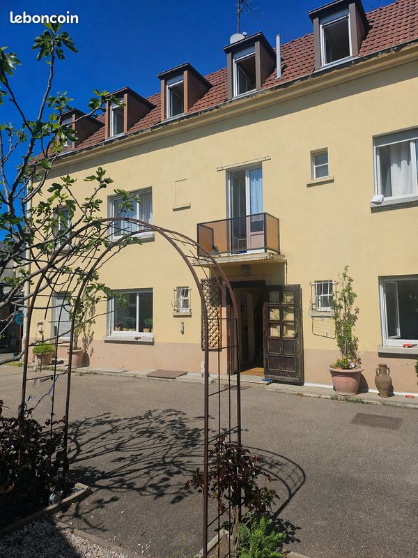 Maison 8 pièces 210 m² · à Mulhouse · 210 m² · 325 000 €