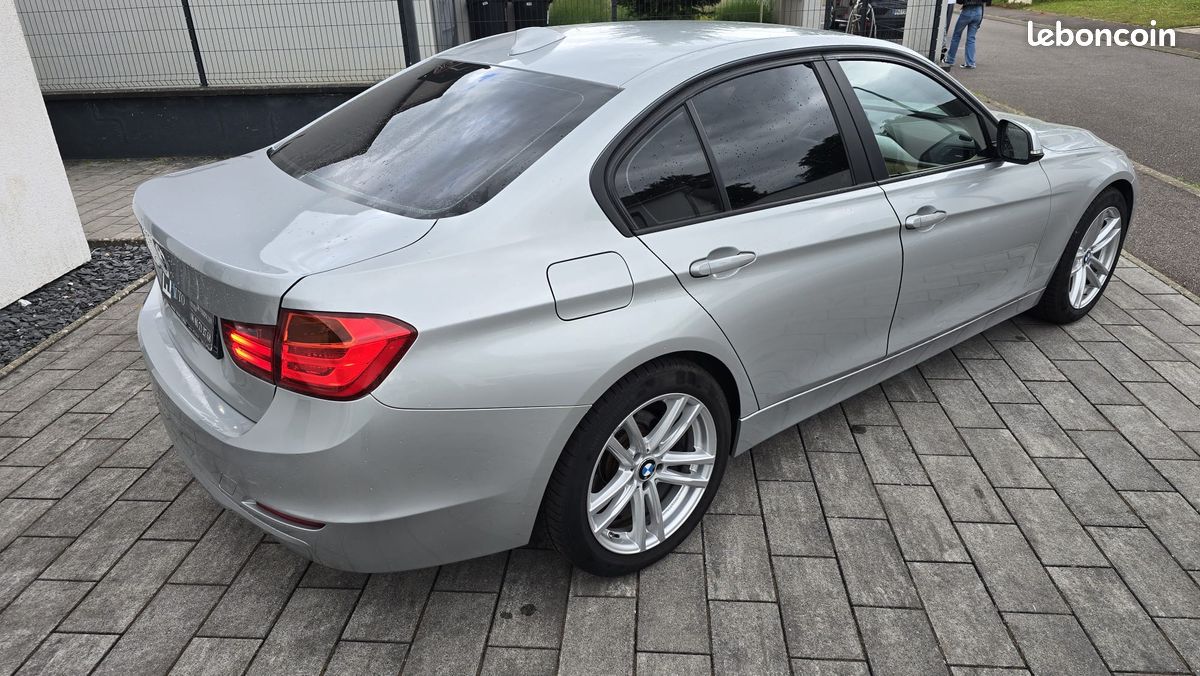 BMW Série 3 F30 328i xDrive 245ch SPORT suivi bmw (image 2)