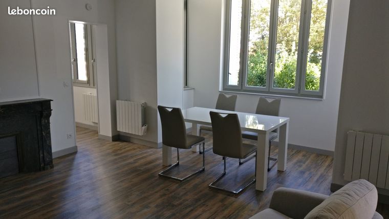 T2 MEUBLÉ 57m² RDC REFAIT A NEUF. DIGICODE PARKING