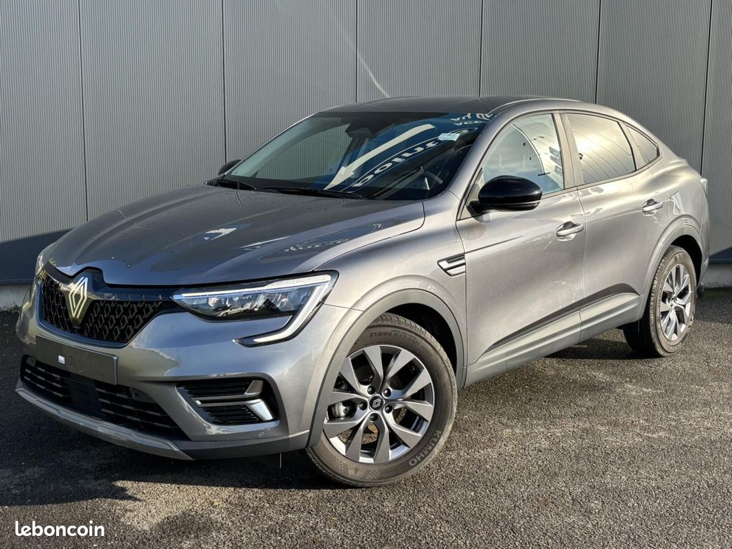 RENAULT ARKANA TCE 140 EDC MHEV Evolution avec Caméra, GPS et Régulateur adaptatif (image 1)