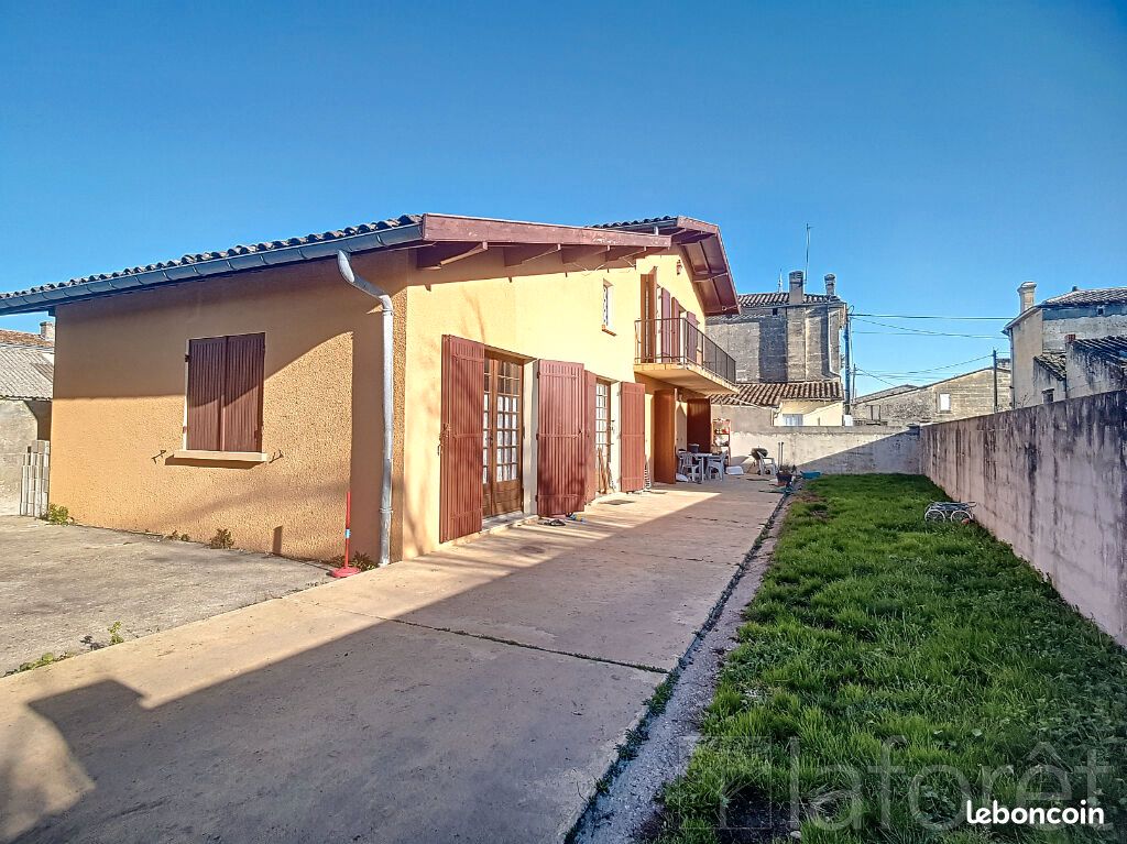 Maison 5 pièces 170 m² · à Ambarès-Et-Lagrave · 170 m² · 315 000 €