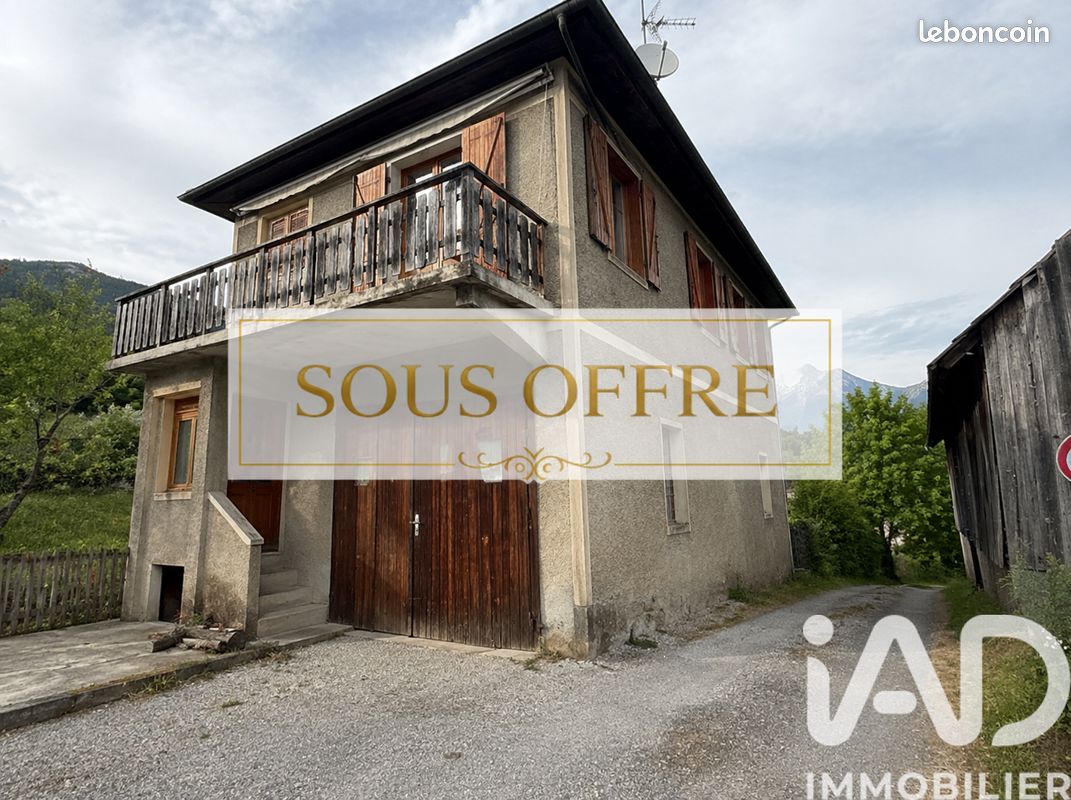 Maison 3 pièces 65 m² · à Saint-Alban-d'Hurtières · 65 m² · 120 000 €