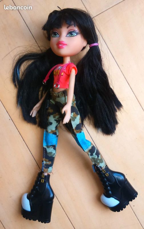 Poupée Bratz Selfie - JADE (image 4)