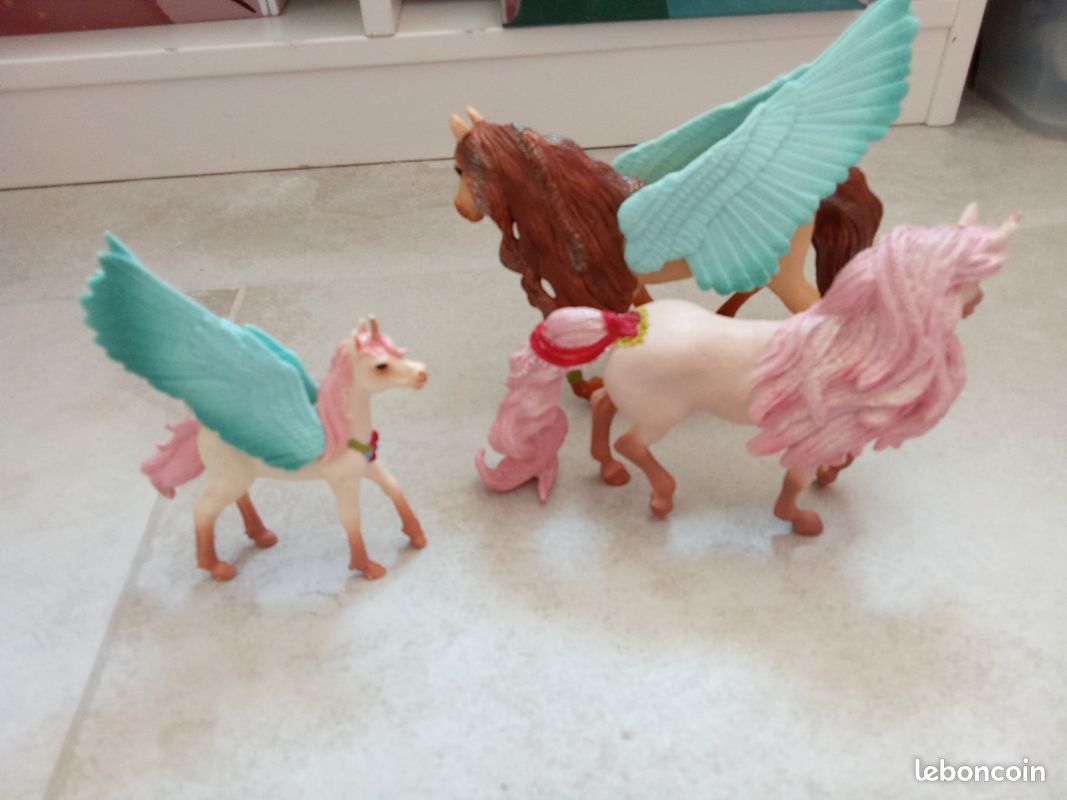 Licorne Pégase poulain bijoux Schleich (image 2)