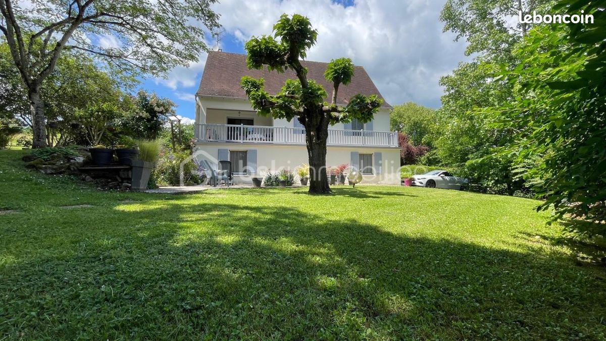 Maison 6 pièces 169 m² · à Lalinde · 169 m² · 297 000 €
