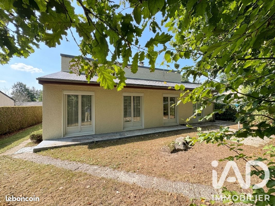 Maison 5 pièces 105 m² · à Saint-Sébastien-de-Morsent · 105 m² · 175 000 €