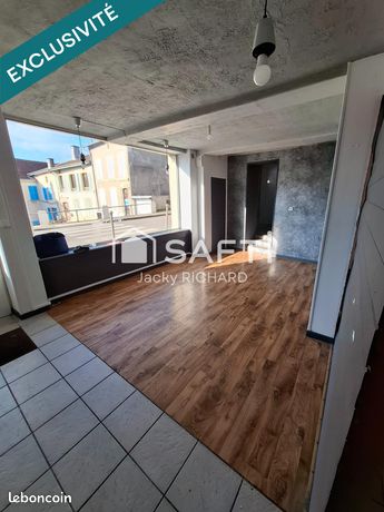 Immeuble 114 m² STENAY