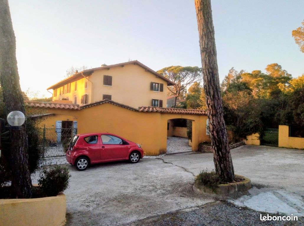 Appartement 2 pièces 23 m² · à Saint-Raphaël · 23 m² · 595 €