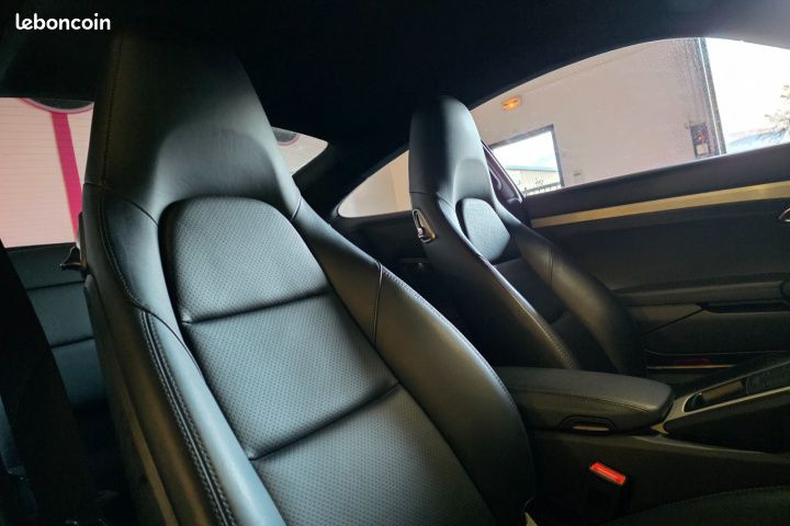 PORSCHE 911 CARRERA 4 GTS 3.0 450 PDK - 450Ch - Garantie 12 mois (image 13)