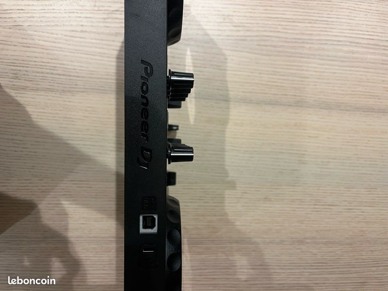 Pioneer DDJ-200 (image 5)
