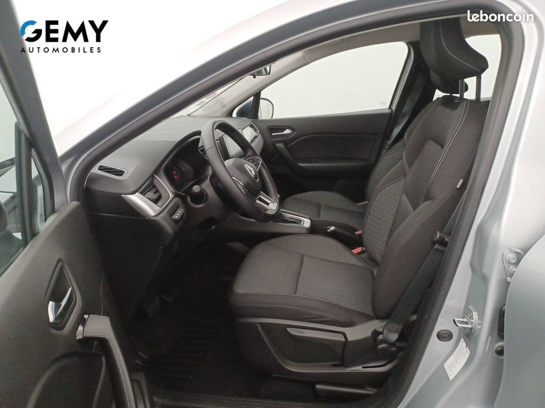 RENAULT Captur E-Tech 145 - 21 Business (image 9)
