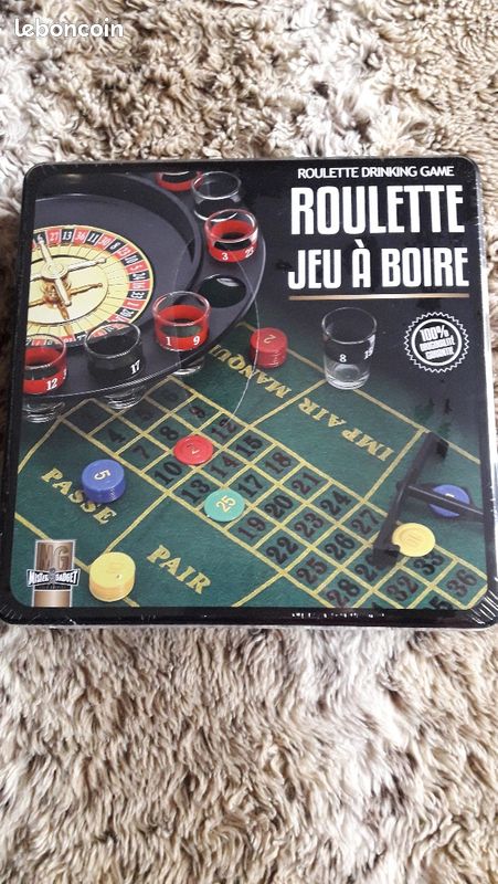 Jeu de roulette avec 16 verres à shot Neuf (image 2)