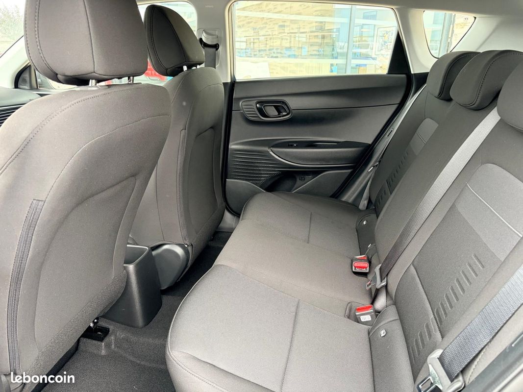 Hyundai BAYON 1.0 T-GDI 100CH INTUITIVE DCT-7 (image 11)