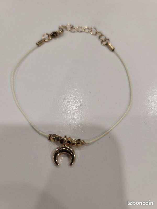 Bracelet motif croissant de lune (image 2)