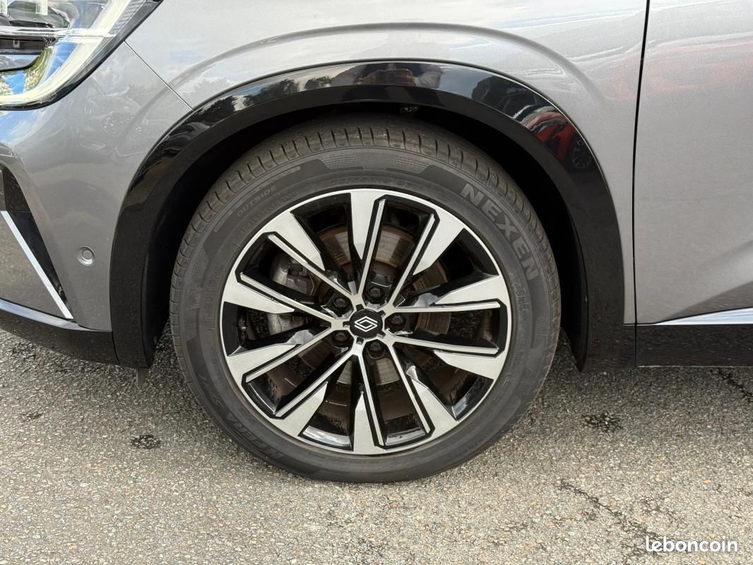 Renault Espace VI E-Tech hybrid 200 Techno (image 25)