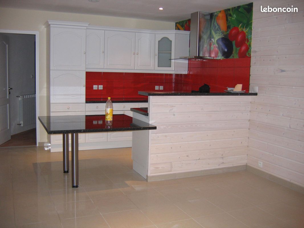 Appartement 3 pièces 75 m² · à Bressuire · 75 m² · 653 €/mois