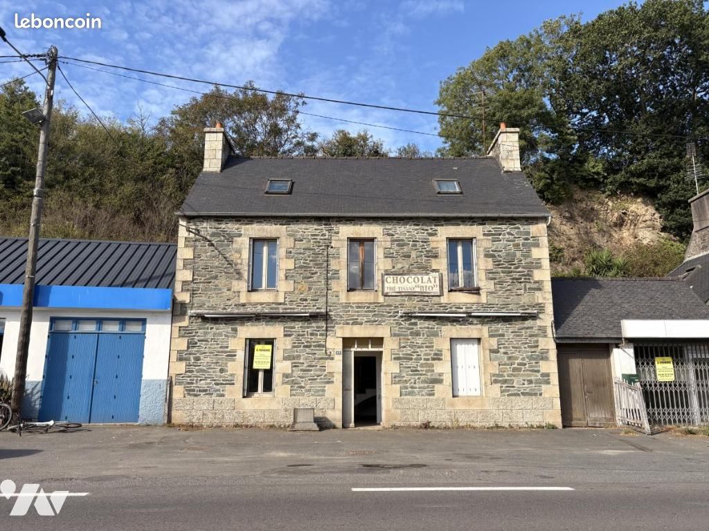 Maison 150 m² · à Trédarzec · 150 m² · 302 500 €