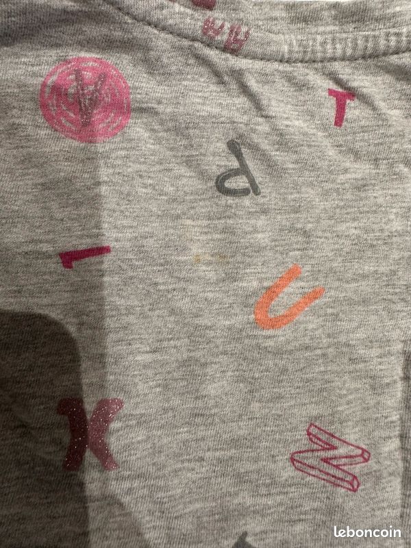 T-shirt gris motifs lettres 86/92 cm (image 4)
