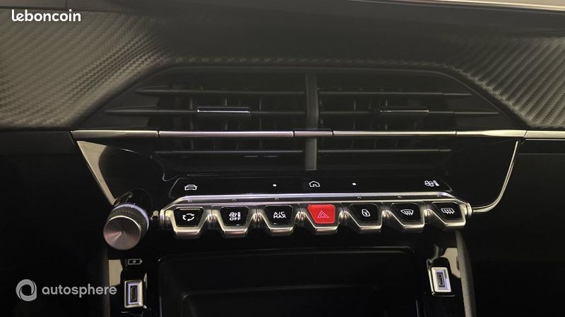 Peugeot 2008 1.2 PureTech 100ch S&S Style (image 26)