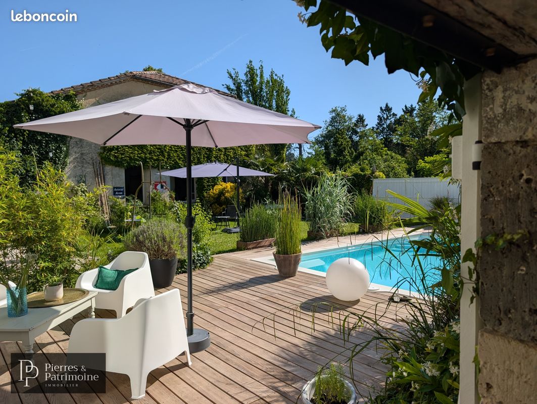 Maison 11 pièces 345 m² · à Casteljaloux · 345 m² · 595 000 €