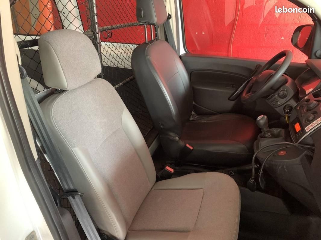 Renault Kangoo MAXI EXPRESS 1.5BLUE DCI 95 CONFORT (image 8)