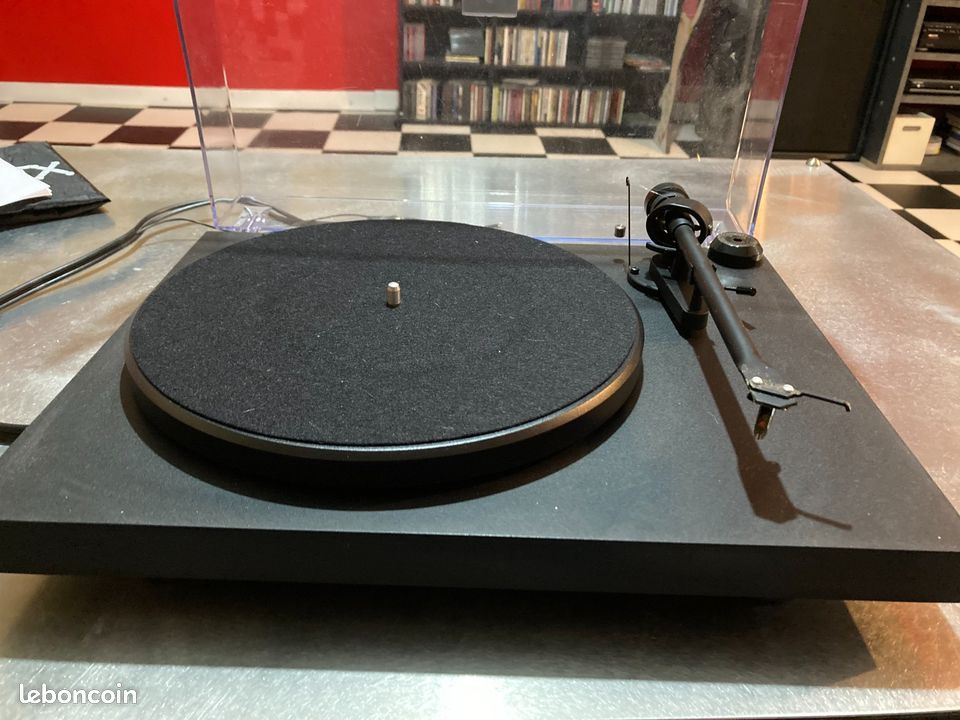 Platine Vinyl Project Debut III (image 1)