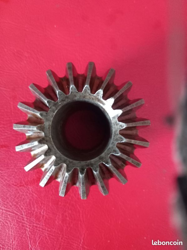 Pignon conique à denture Zerol - 19 dents droites