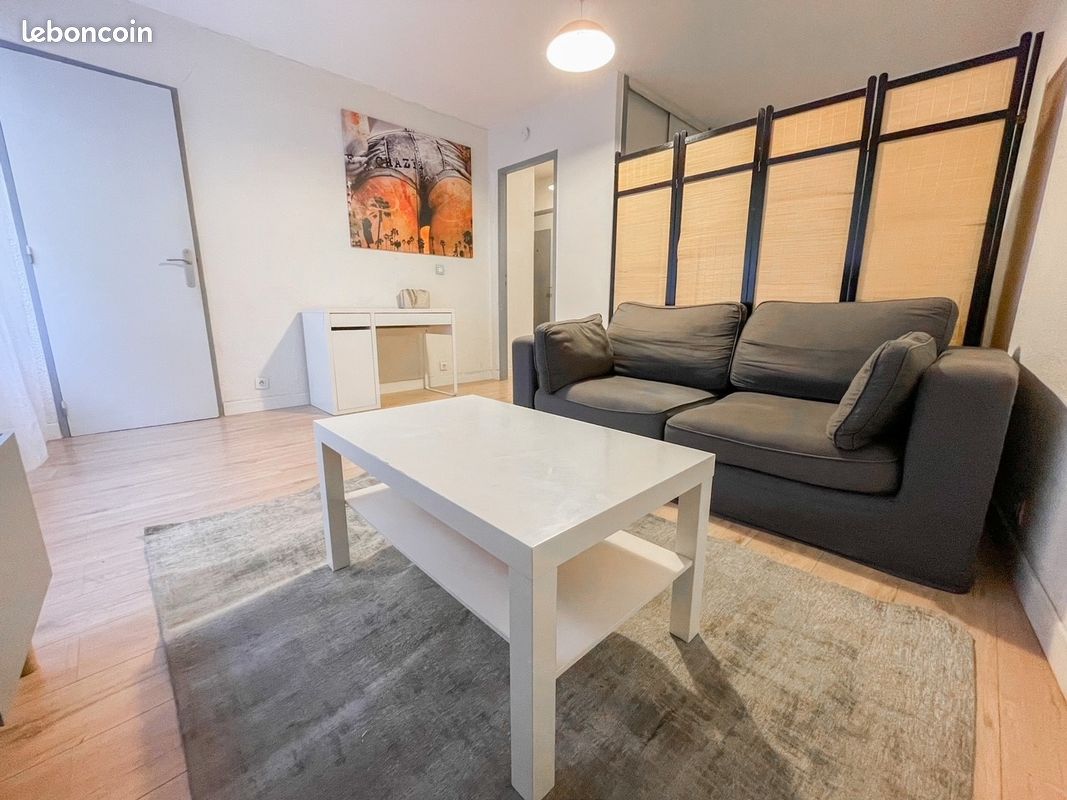Appartement 1 pièce 30 m² · à Toulon · 30 m² · 570 €