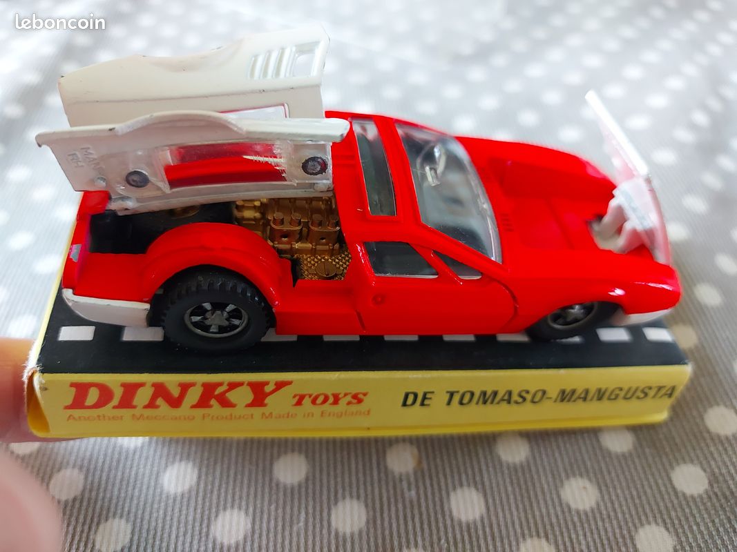 Dinky Toys Miniature De Tomaso Mangusta - Échelle 1/87 - Voiture De Collection 1968