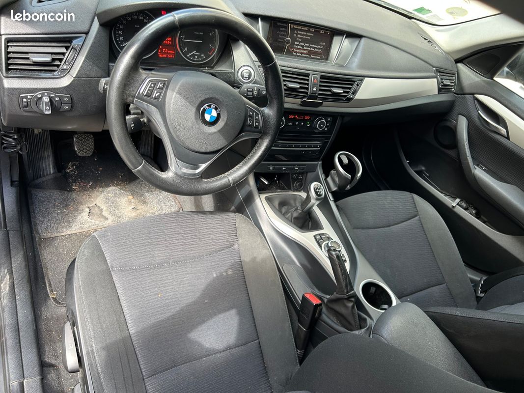 BMW X1 E84 LCI xDrive 20d 184 ch Executive / Suivi d'Entretien Complet (image 8)