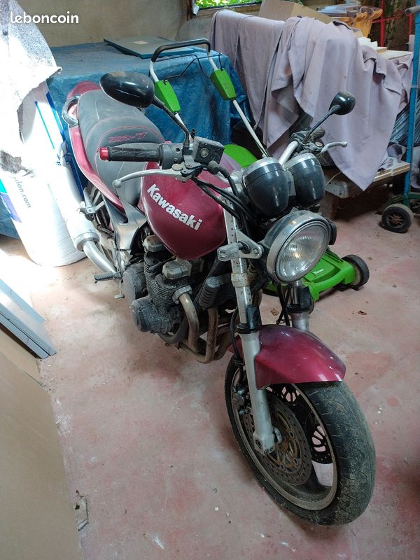 Kawasaki zr7 (image 1)