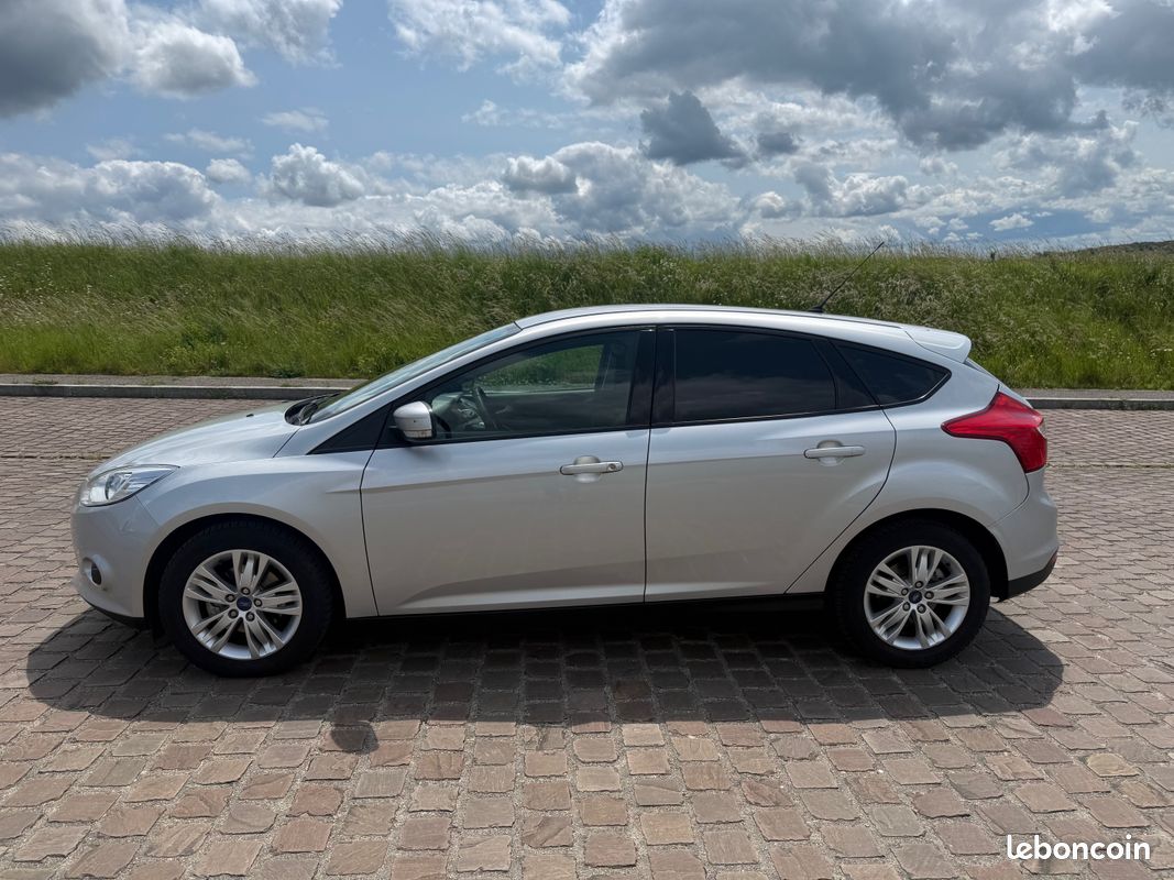 Ford focus 1.6 tdci 95cv pack titanium anne 2013 (image 2)