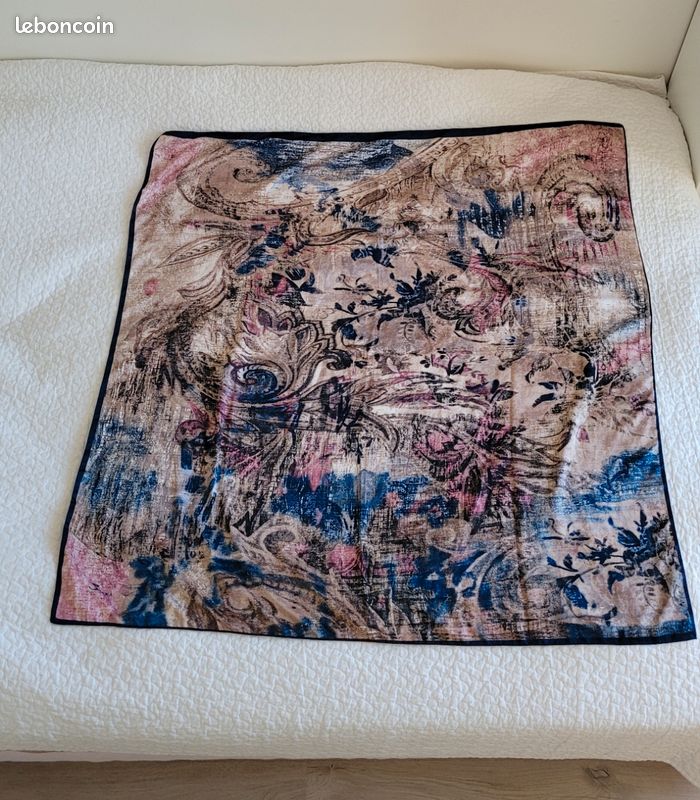 Grand Foulard Coton 115x115 Cm – Couleur Jaune – Marque X115 – Parfait Pour Accessoiriser