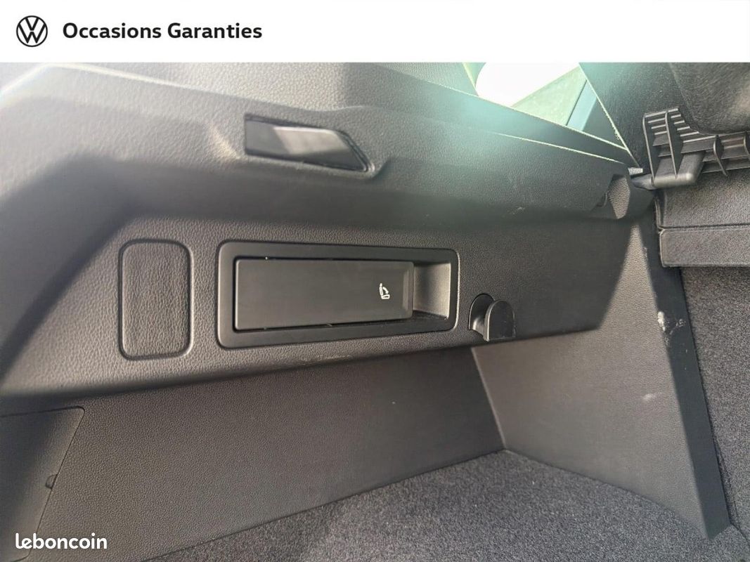 Volkswagen Tiguan 1.5 TSI 150ch R-Line DSG7 (image 32)