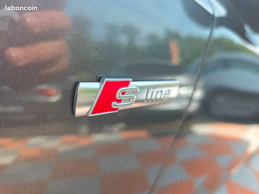 Audi Q3 35 TDI 150 S tronic 7 S line JA19 LED Hayon EL. 1ère Main (image 17)