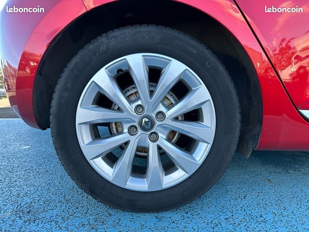 Renault CLIO V 1.5 BLUE DCI 85CH BUSINESS (image 19)
