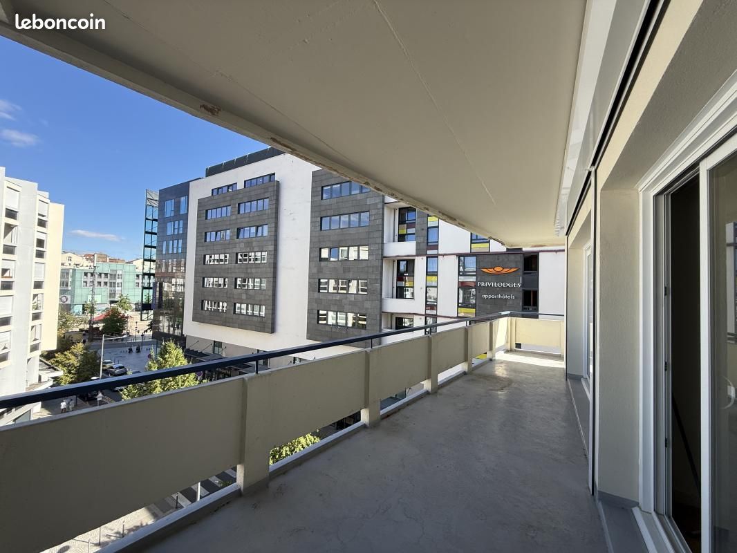 Appartement 4 pièces 101 m² · à Clermont-Ferrand · 101 m² · 1 290 €/mois