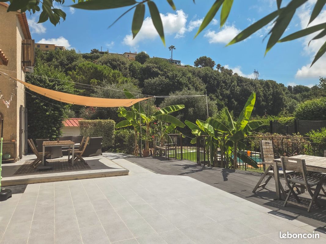 Maison 6 pièces 127 m² · à Cagnes-sur-Mer · 127 m² · 689 000 €