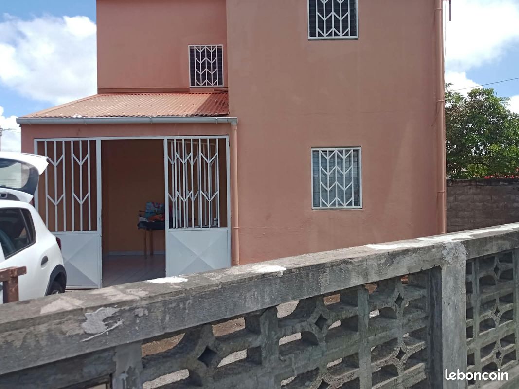 Maison 3 pièces 75 m² · à Fort-de-France · 75 m² · 150 000 €