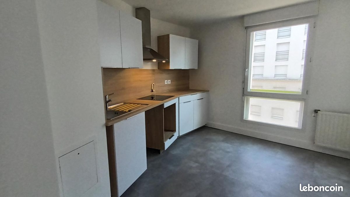 Appartement 5 pièces 113 m² · à Villeurbanne · 113 m² · 1 545 €
