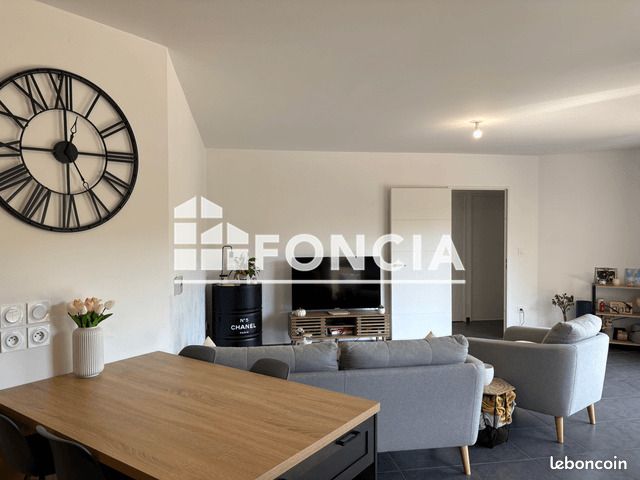 Appartement 3 pièces 66 m² · à Bourgoin-Jallieu · 66 m² · 880 €