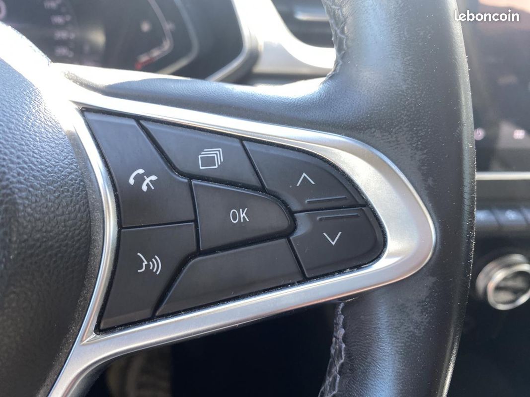 RENAULT CAPTUR 1.5 Blue dCi - 115 Intens (image 20)