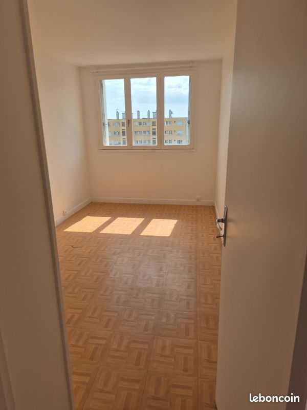 Appartement 3 pièces 57 m² · à Dreux · 57 m² · 63 000 €
