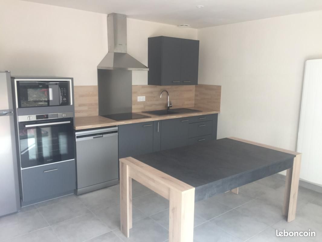 Maison 3 pièces 70 m² · à Beaurepaire · 70 m² · 790 €/mois