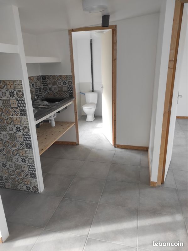 Appartement 2 pièces 31 m² · à Pont-Saint-Esprit · 31 m² · 585 €/mois