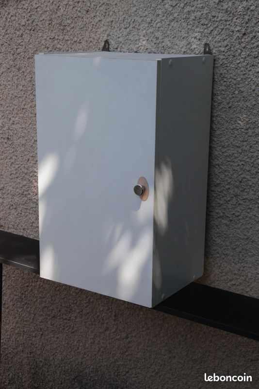 Placard mural (image 1)