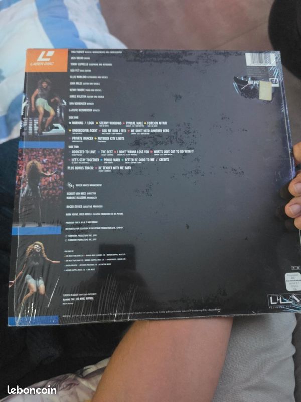 Lot de 12 LaserDiscs vintage – Johnny Hallyday, Dire Straits, Disney, Tina Turner (image 10)