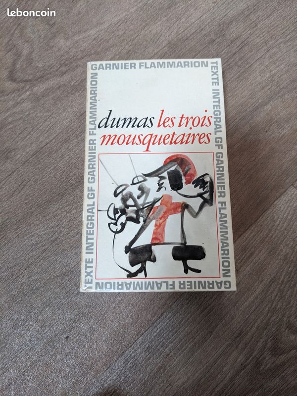 Livre Dumas les trois mousquetaires (image 1)