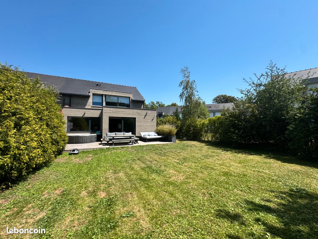 Maison 5 pièces 120 m² · à Mouvaux · 120 m² · 415 000 €