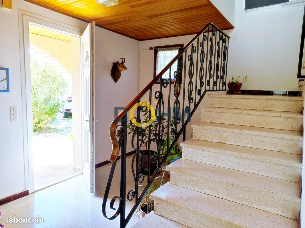 Maison 6 pièces 154 m² · à Rousson · 154 m² · 240 000 €